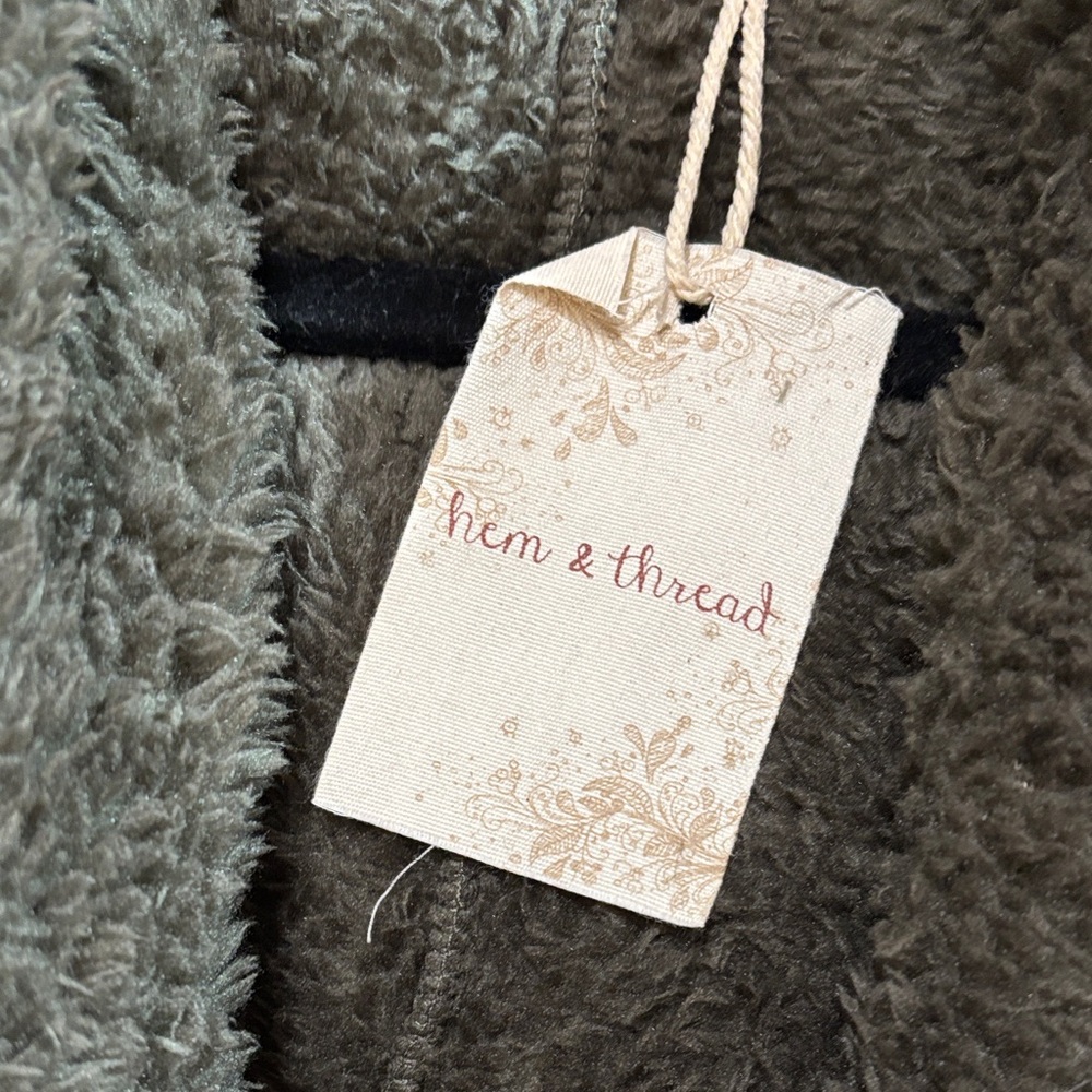 NWT Hem & Thread Olive Cozy Sherpa Sweater Jacket - Picture 7 of 11